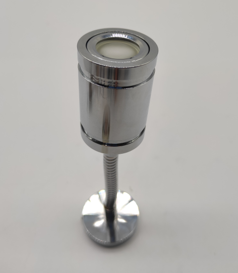 Waarom zijn autolichten essentieel voor veilig rijden in het donker?